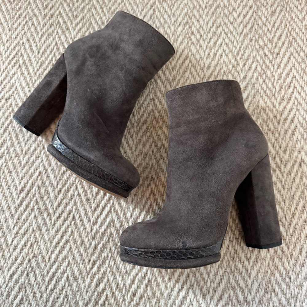 Dolce Vita Vergo Platform High Heel Booties, Galaxy Grey Suede - Picture 3 of 5